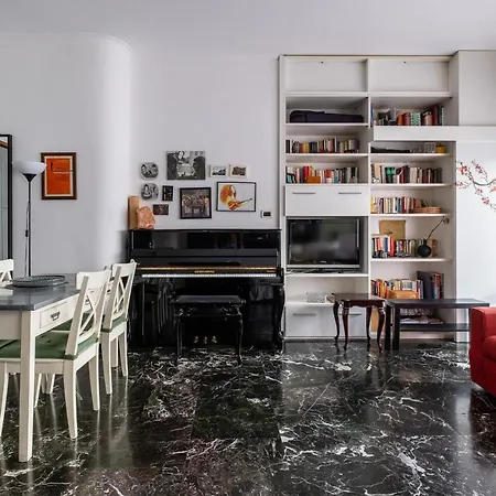 Boldrini With Balcony By Wonderful Italy Apartment